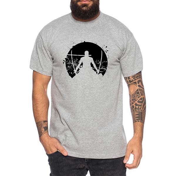 Camiseta Zoro Santoryu con la Luna Gris